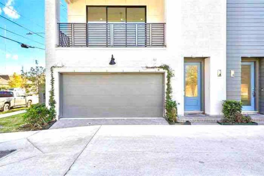 Comfortable Modern In Downtown - Sleeps 10 Сasa de vacaciones *